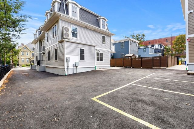 59 Perrin 3, Boston, MA 02119