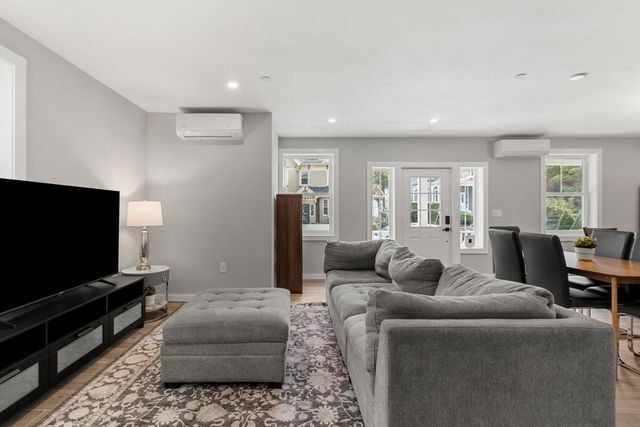 59 Perrin 3, Boston, MA 02119