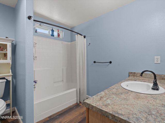 1476 Grey Bluffs Drive, Fernley, NV 89408