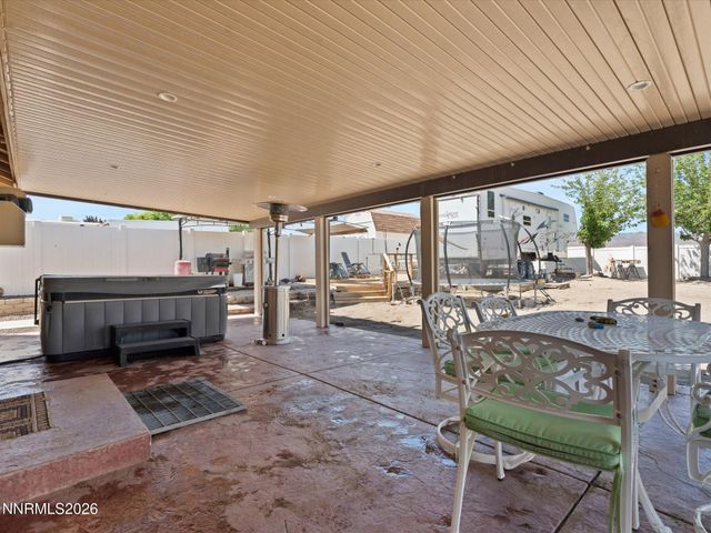 1476 Grey Bluffs Drive, Fernley, NV 89408