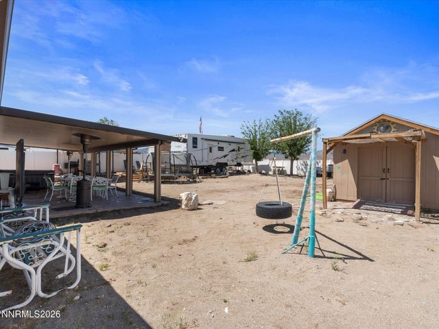 1476 Grey Bluffs Drive, Fernley, NV 89408