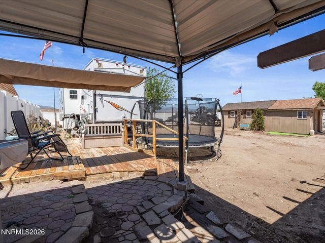 1476 Grey Bluffs Drive, Fernley, NV 89408