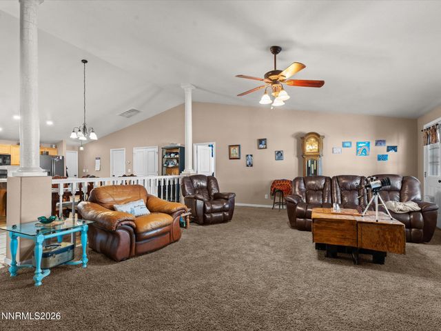1476 Grey Bluffs Drive, Fernley, NV 89408