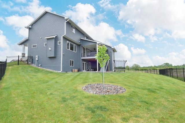 4930 130th Court NE, Blaine, MN 55449
