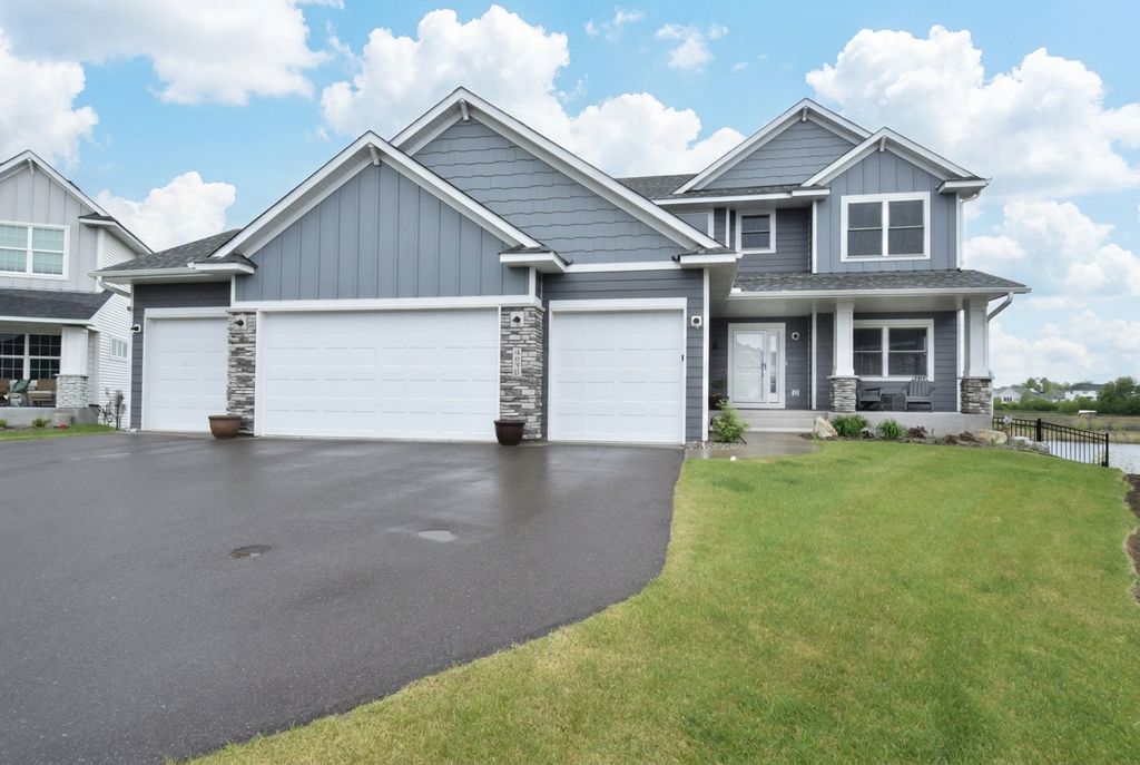 4930 130th Court NE, Blaine, MN 55449