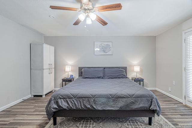 530 Valley Park Dr, San Antonio, TX 78227