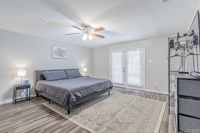 530 Valley Park Dr, San Antonio, TX 78227