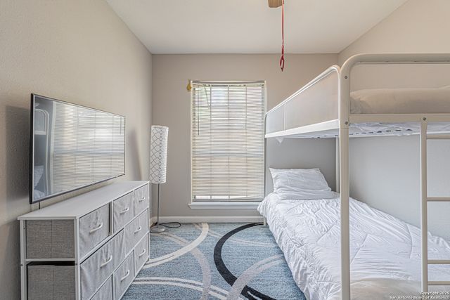 530 Valley Park Dr, San Antonio, TX 78227