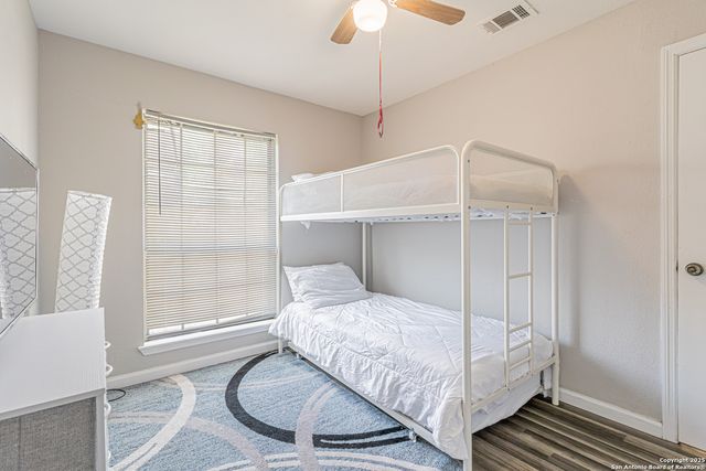 530 Valley Park Dr, San Antonio, TX 78227