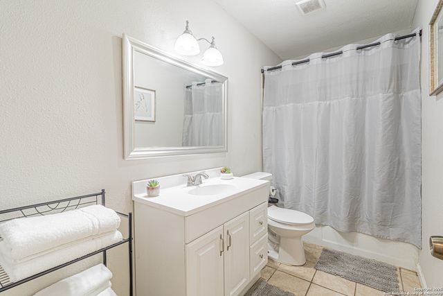 530 Valley Park Dr, San Antonio, TX 78227