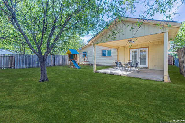 530 Valley Park Dr, San Antonio, TX 78227