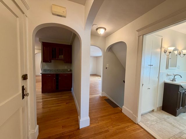 54-56 Noble Street 54-54, Newton, MA 02465