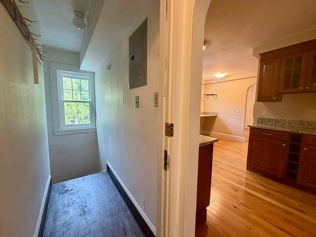 54-56 Noble Street 54-54, Newton, MA 02465