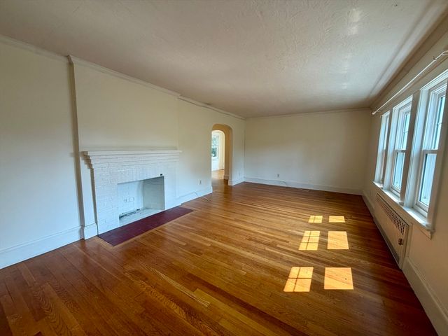 54-56 Noble Street 54-54, Newton, MA 02465