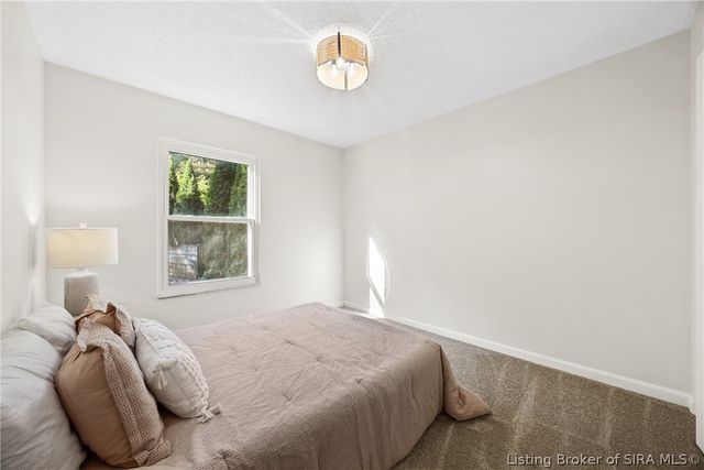 4107 Emma Lou Drive, Floyds Knobs, IN 47119