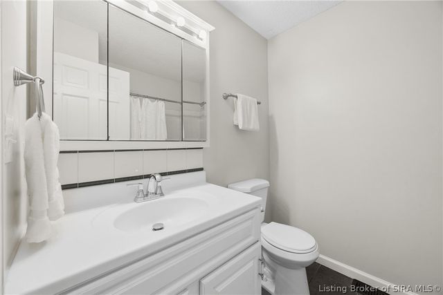 4107 Emma Lou Drive, Floyds Knobs, IN 47119