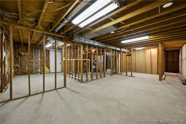 4107 Emma Lou Drive, Floyds Knobs, IN 47119