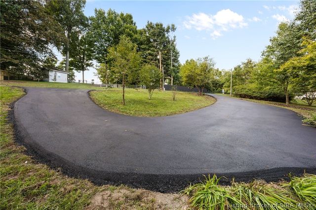 4107 Emma Lou Drive, Floyds Knobs, IN 47119