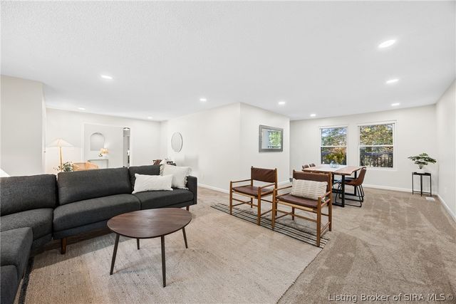 4107 Emma Lou Drive, Floyds Knobs, IN 47119