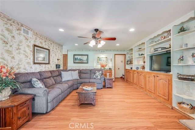 11254 Jamaica, Cypress, CA 90630