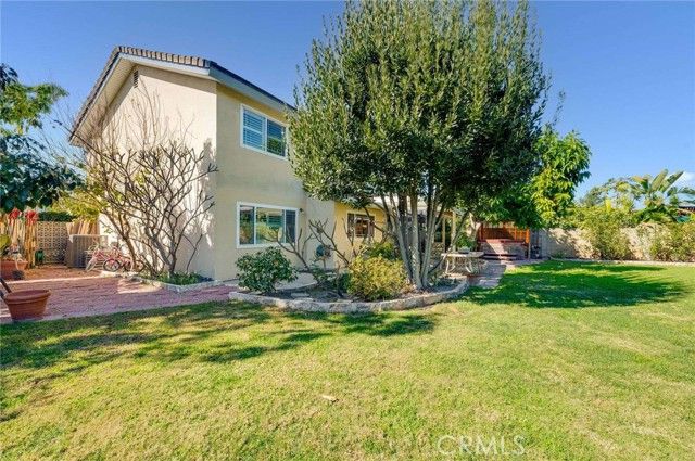 11254 Jamaica, Cypress, CA 90630