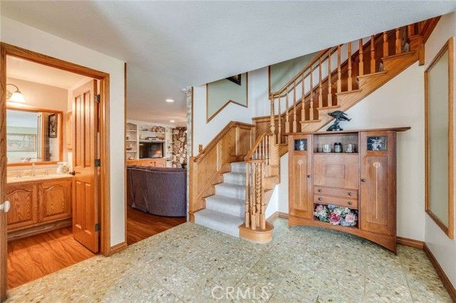 11254 Jamaica, Cypress, CA 90630