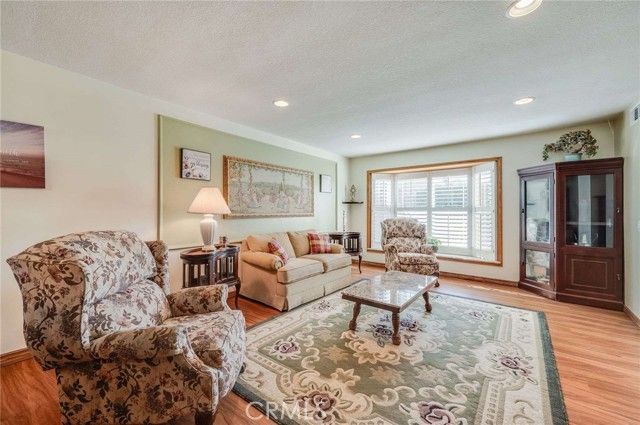 11254 Jamaica, Cypress, CA 90630