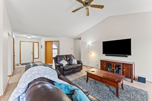 13 Coventry Drive, Bella Vista, AR 72714