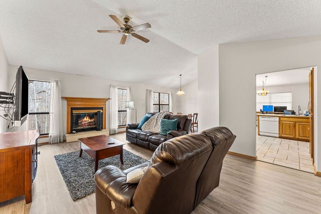 13 Coventry Drive, Bella Vista, AR 72714