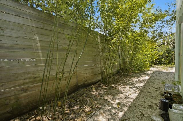 127 NW 74th Street 2, Miami, FL 33150