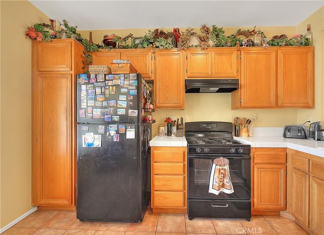 1264 Alderwood Lane, Mentone, CA 92359