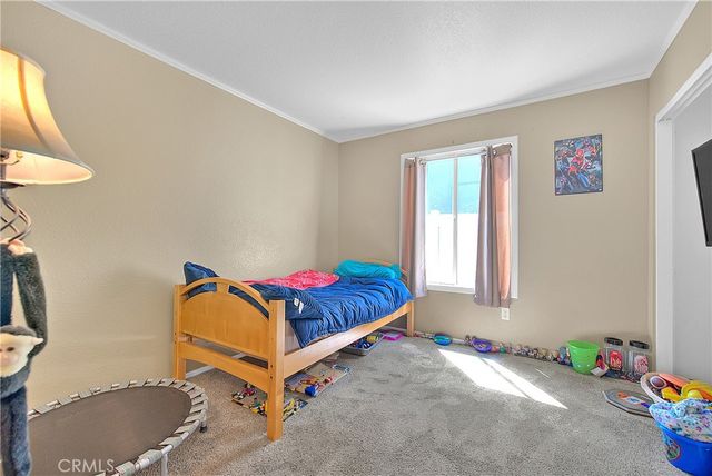 1264 Alderwood Lane, Mentone, CA 92359