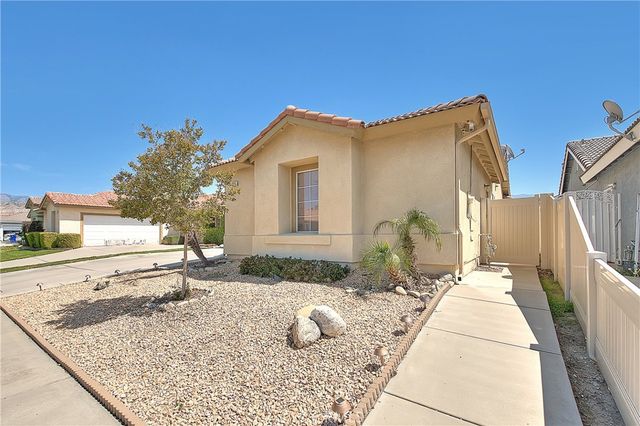 1264 Alderwood Lane, Mentone, CA 92359