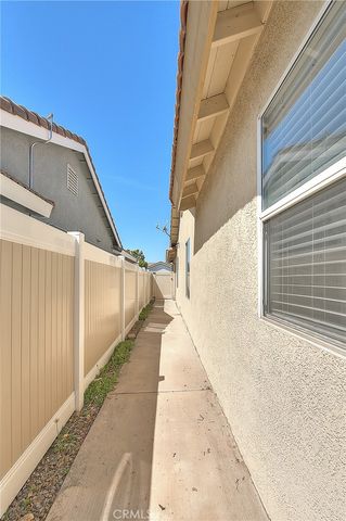 1264 Alderwood Lane, Mentone, CA 92359