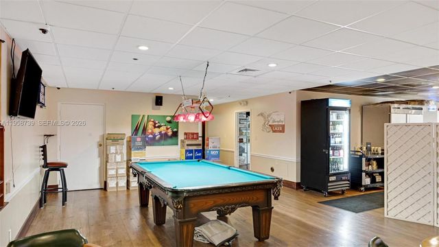 9460 Poinciana Pl 404, Davie, FL 33324