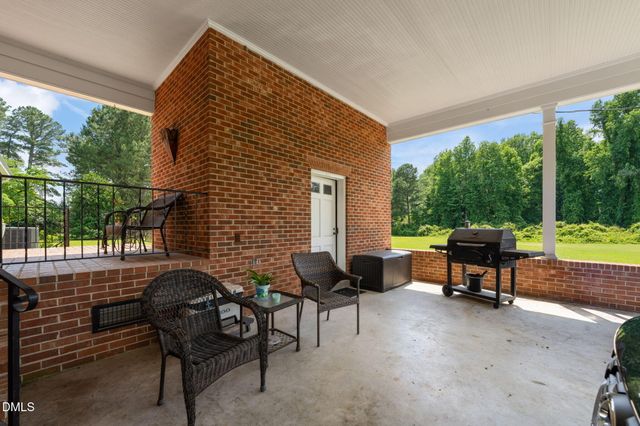 1905 Nc-50 Highway N, Benson, NC 27504