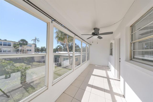 11700 PARK BOULEVARD 209, Seminole, FL 33772