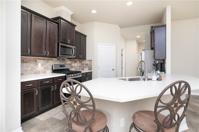 8025 Calma St, Corpus Christi, TX 78414