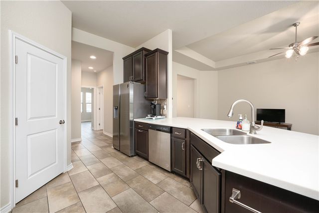 8025 Calma St, Corpus Christi, TX 78414