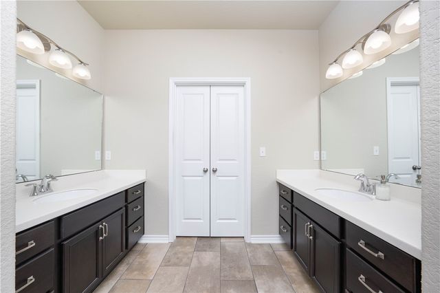 8025 Calma St, Corpus Christi, TX 78414