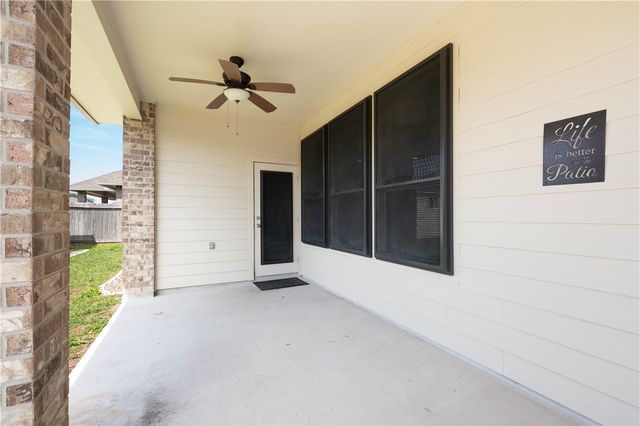 8025 Calma St, Corpus Christi, TX 78414