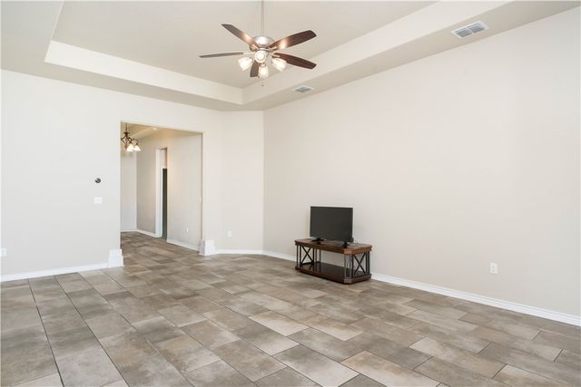 8025 Calma St, Corpus Christi, TX 78414