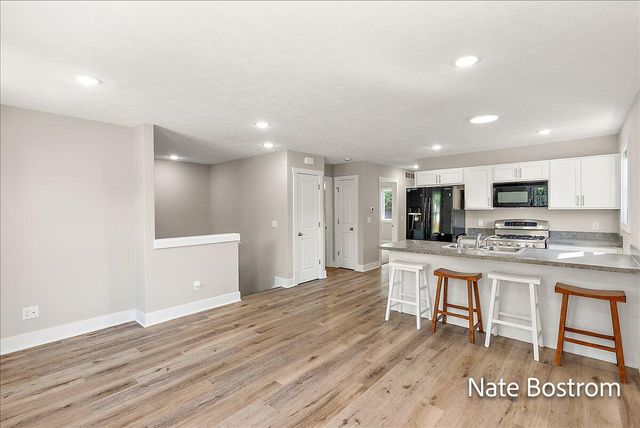 1271 Spring Street, Muskegon, MI 49442