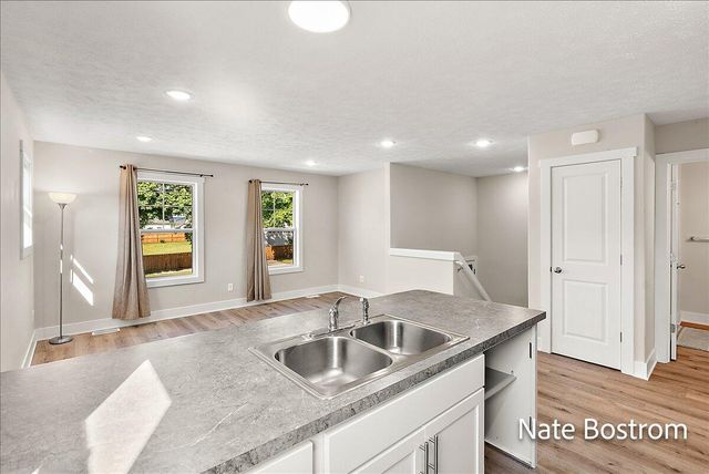 1271 Spring Street, Muskegon, MI 49442