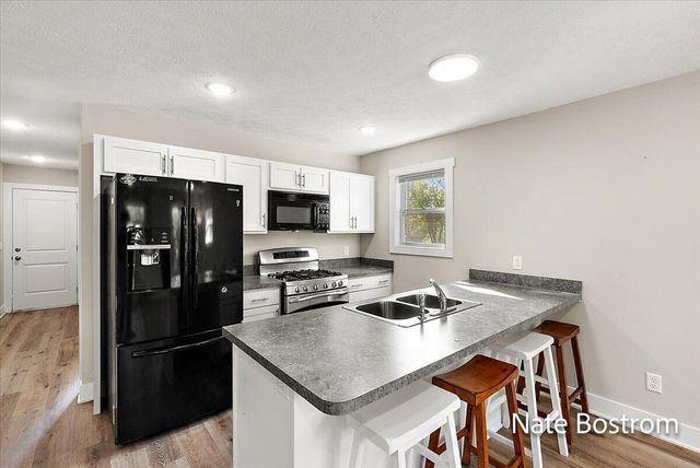 1271 Spring Street, Muskegon, MI 49442