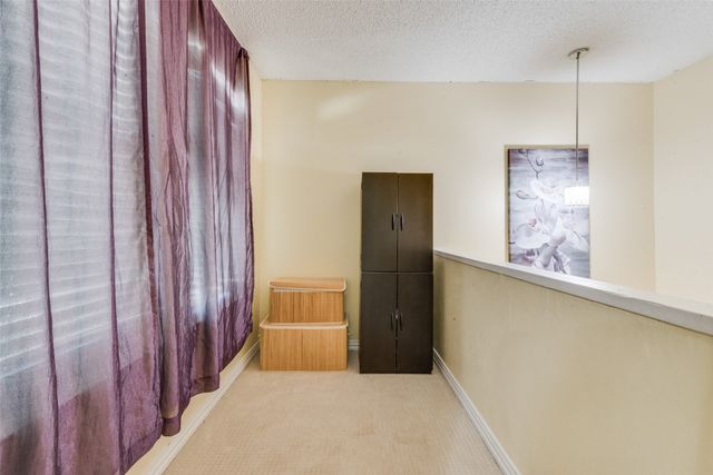 527 Towne House Lane, Richardson, TX 75081