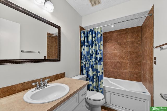 3317 S 159th Street, Omaha, NE 68130