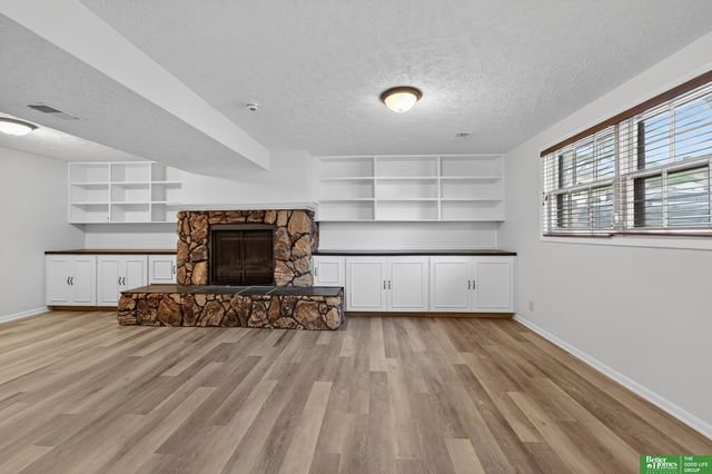 3317 S 159th Street, Omaha, NE 68130