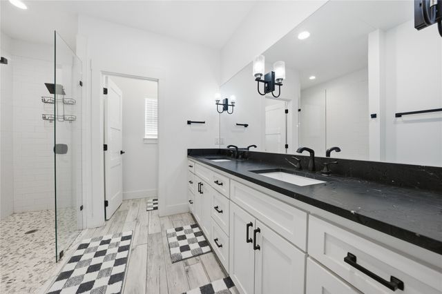 105 San Felipe Drive, Mabank, TX 75156