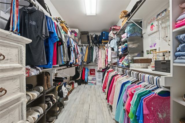 105 San Felipe Drive, Mabank, TX 75156